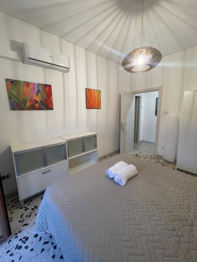 ヴァッロ・デッラ・ルカーニア Casa Di Nenna Bed & Breakfast エクステリア 写真
